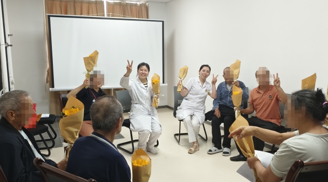 肿瘤科团体活动.jpg