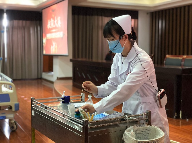 我院护理部举办“临床护理技术操作竞赛”