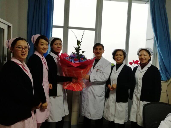 我院开设产科健康咨询门诊，为孕妈妈健康保驾护航