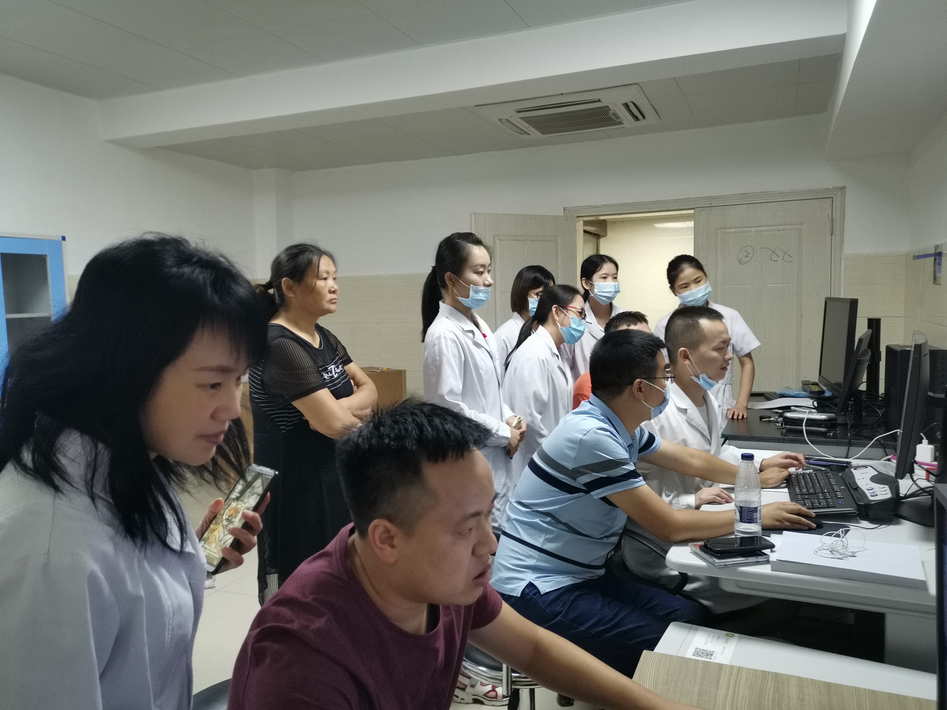 南充市身心医院磁共振室1.5TMRI初次培训及试机活动圆满完成