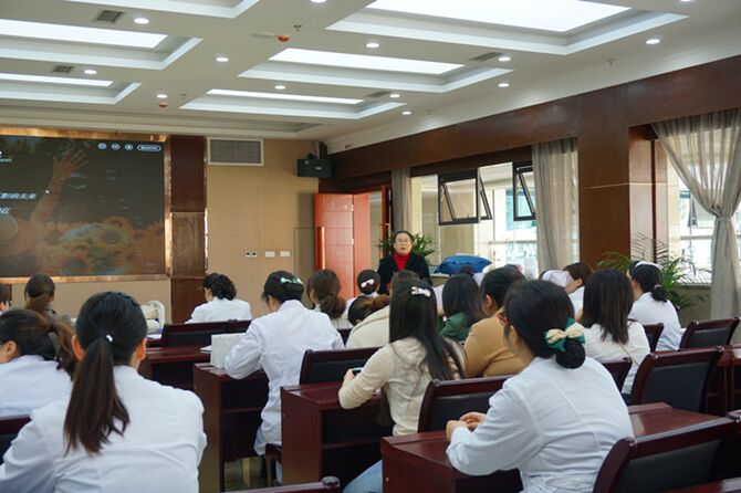 分院护理学术会1.jpg
