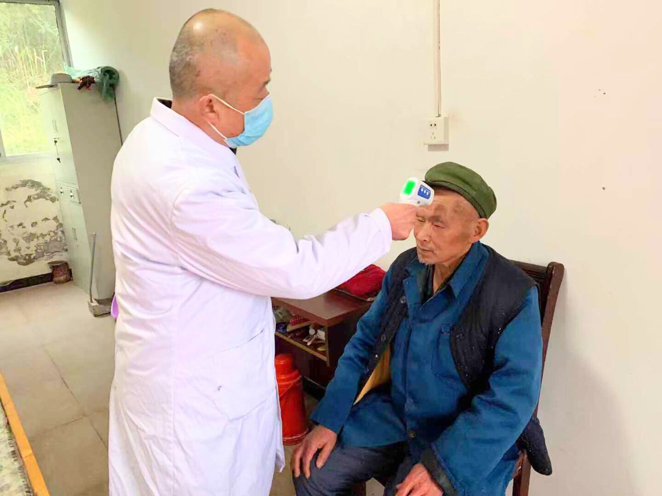 战疫情，心理健康需先行