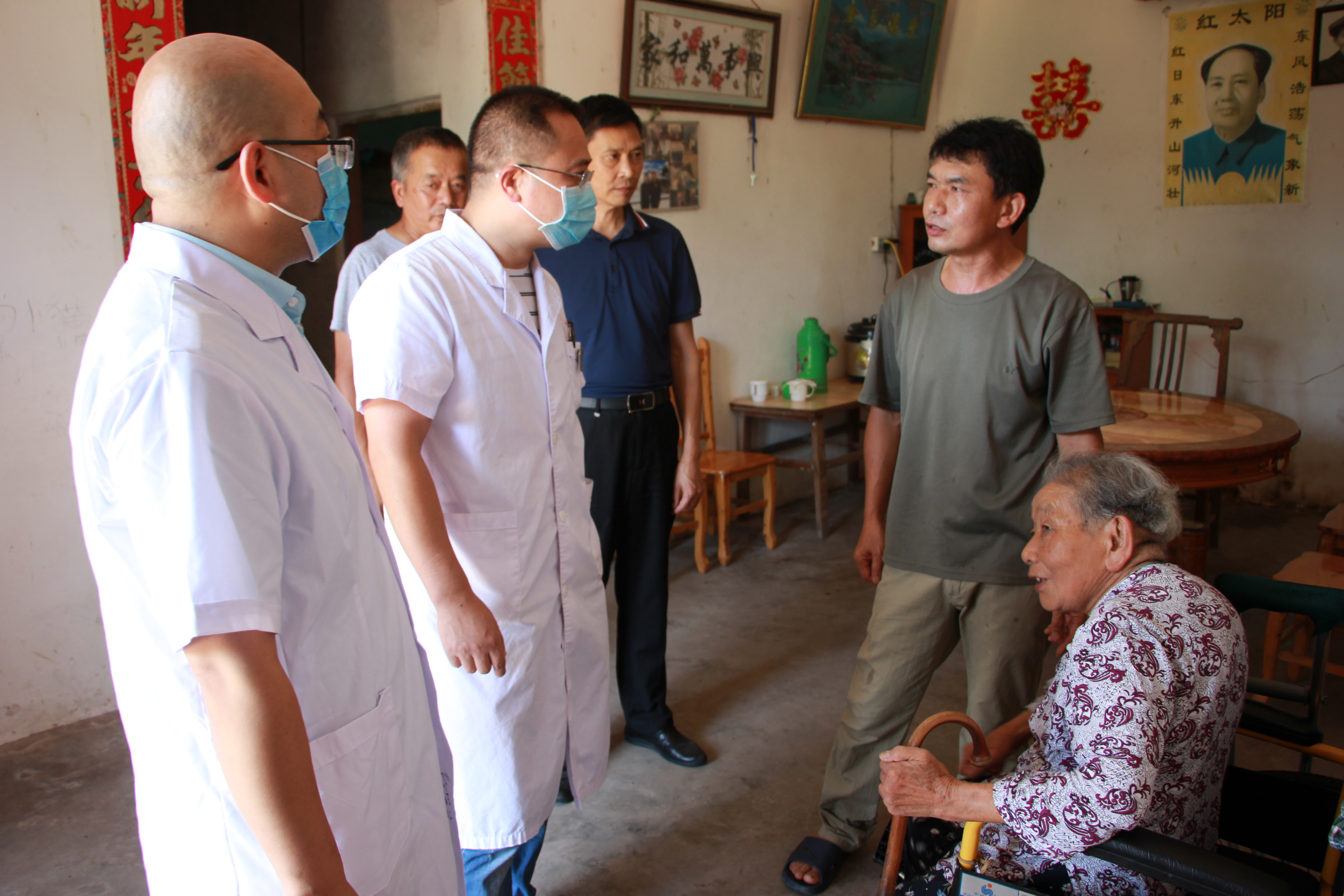  优抚医院拥军情  医疗服务进家门—南充市身心医院专家上门为优抚对象提供诊疗服务